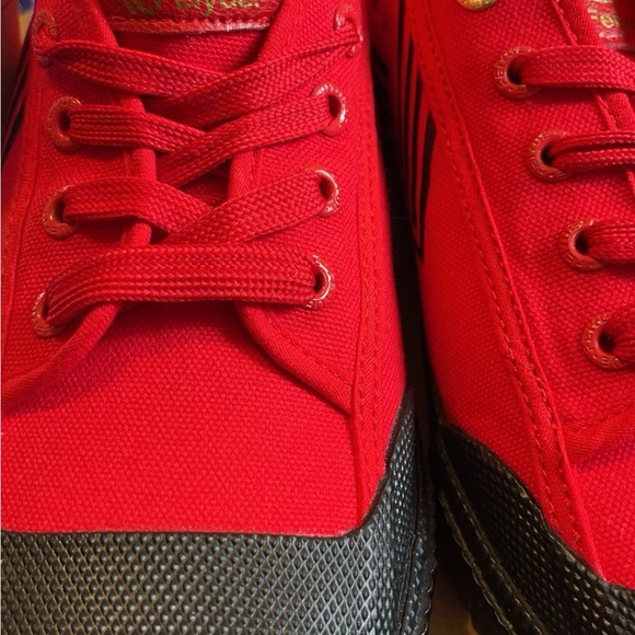 Limited edition new year version vibrant red w/gold - Picture 4 of 5